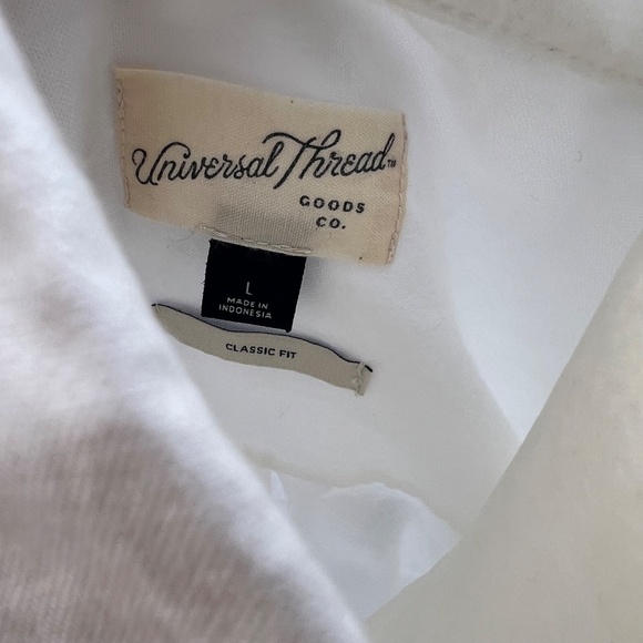 NWOT White Button Up - Picture 3 of 4